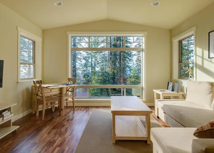 Chinquapin Retreat